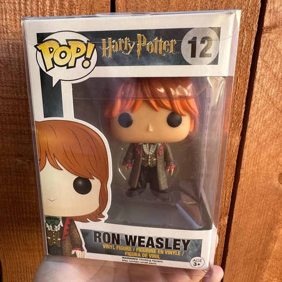 Funko Other - Vaulted Funko Pop! Movies - Harry Potter - Ron Weasley Yule Ball - Action Figure